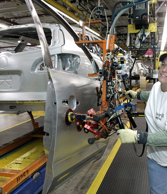 Сборка автомобилей на заводе “General Motors”