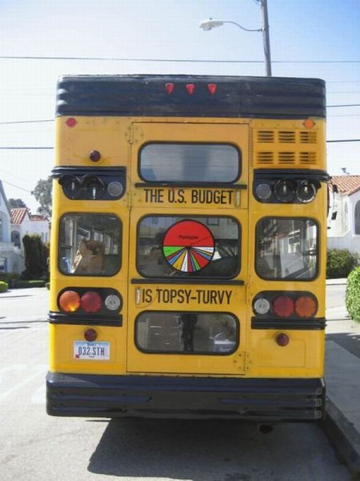 Смешной школьный автобус (7 фото)