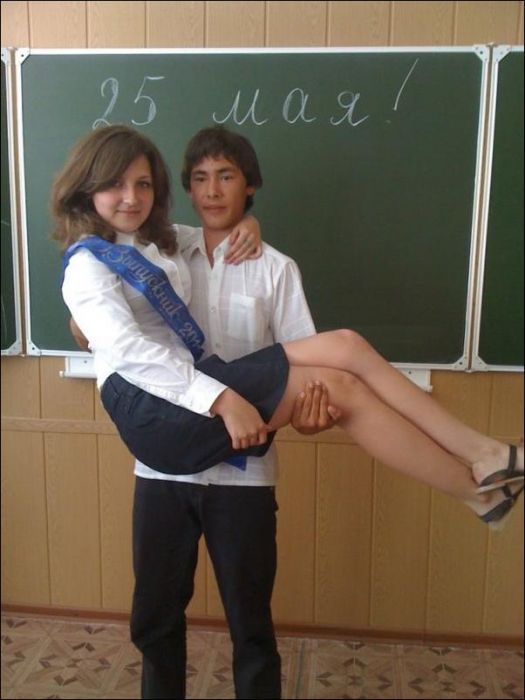 Последний звонок в одной московской школе (59 фото)