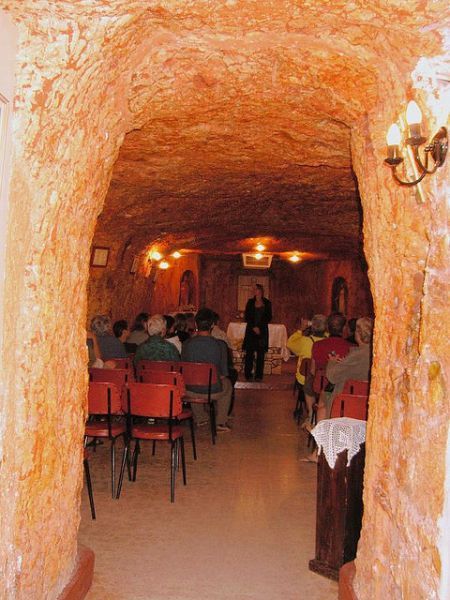 Подземный город в Австралии (34 фотографии)