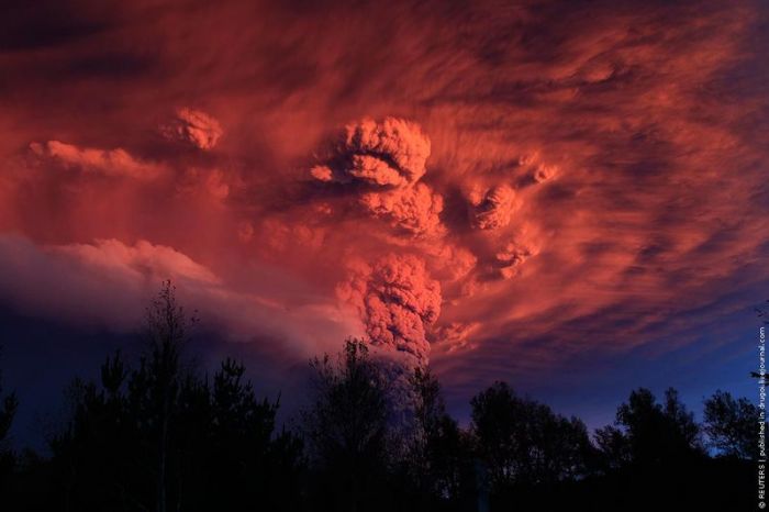 Извержение вулкана (5 фото)