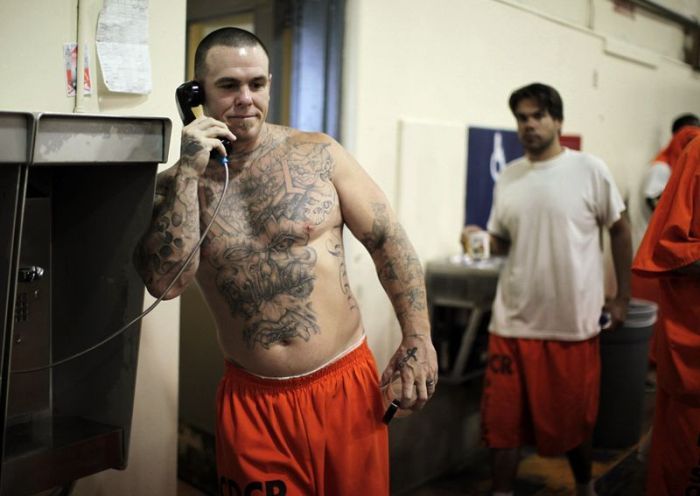 Переполненные тюрьмы Калифорнии (11 фото)