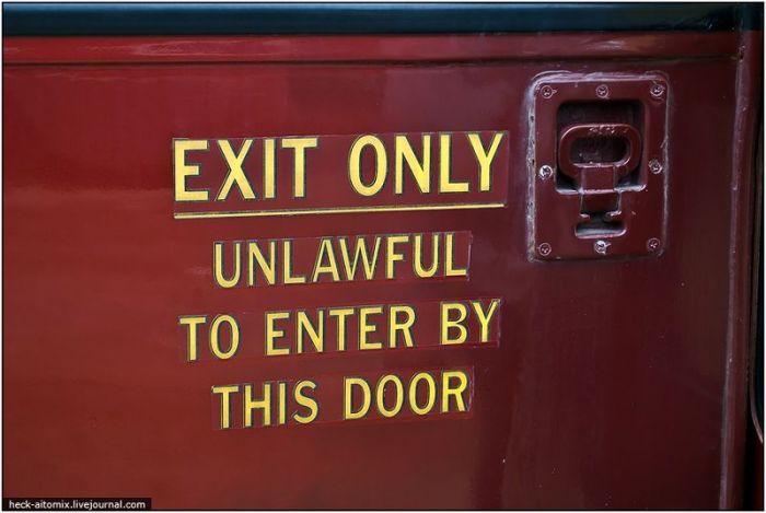 День Открытых Дверей в канадском трамвайном депо (26 фото)