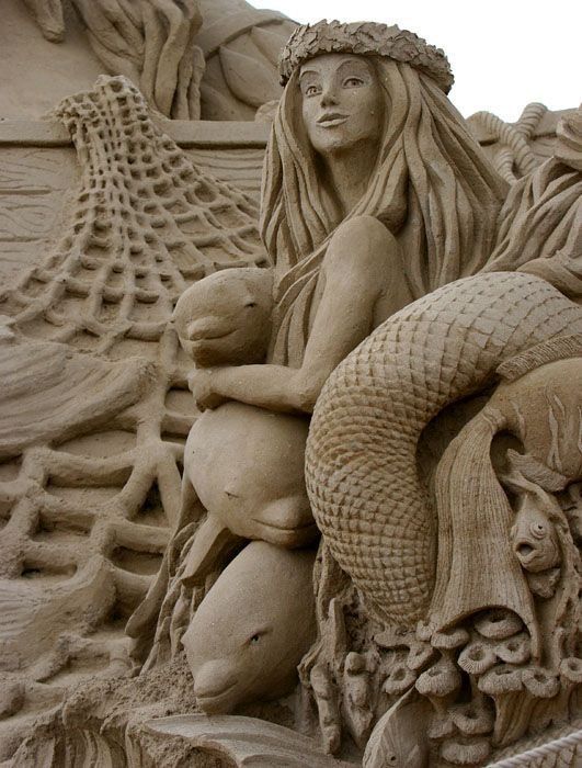 Красивые скульптуры из песка (61 фото)