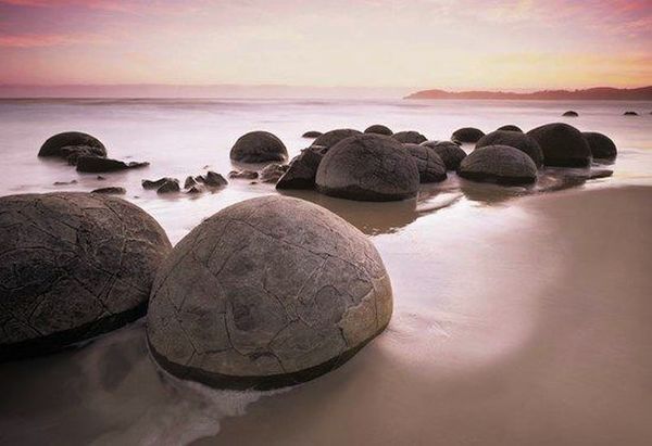 Удивительные идеально круглые каменные или железные шары (6 фото)