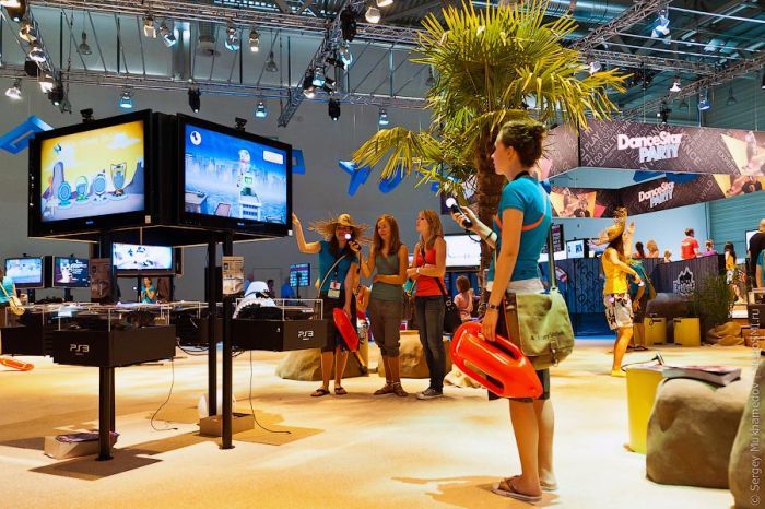 Выставка Gamescom 2011 (54 фото)