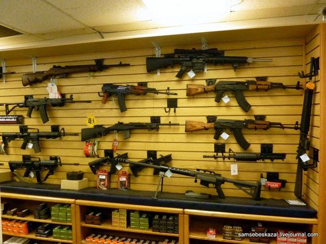 Оружейный магазин в Лас-Вегасе (8 фото)