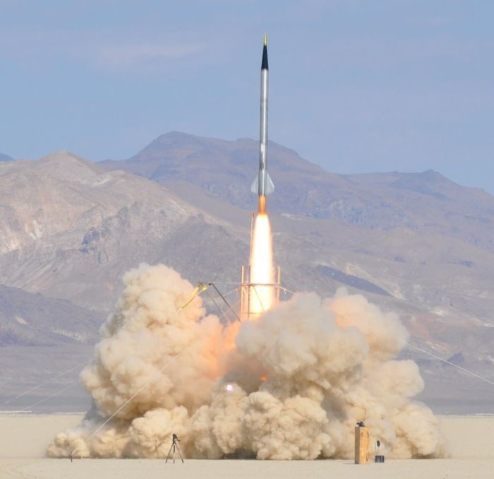 Самодельная ракета, которая побывала в космосе (19 фото + видео)