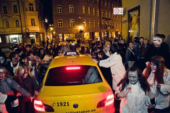 Парад зомби в Таллине (62 фото)