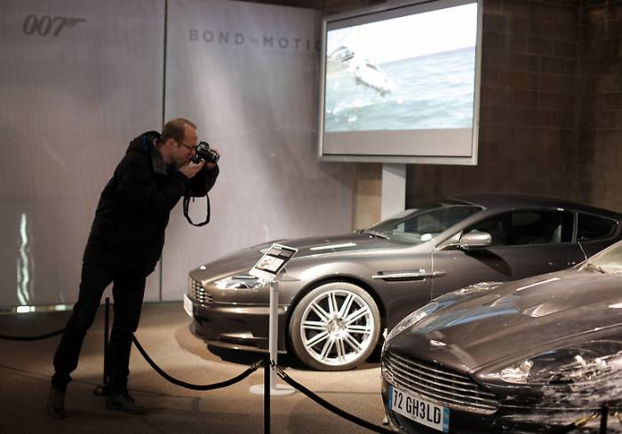 Выставка «Автомобили Джеймса Бонда" (34 фото)