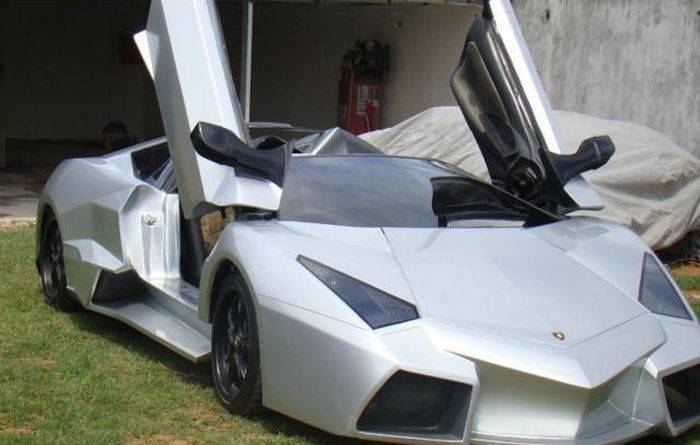 Lamborghini Reventon за $45700 (9 фото)