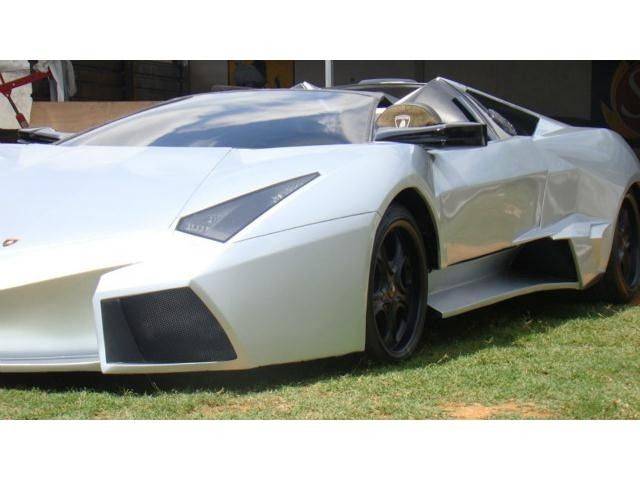 Lamborghini Reventon за $45700 (9 фото)