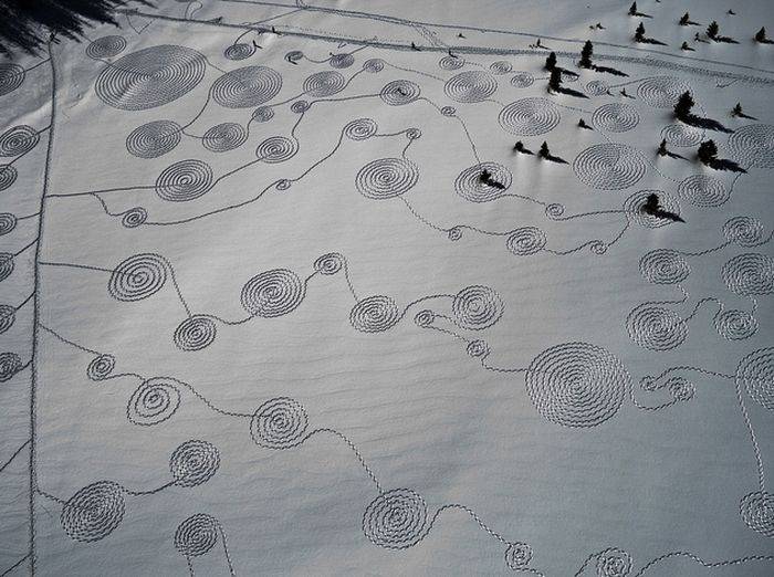 Классные рисунки на снегу (15 фото)