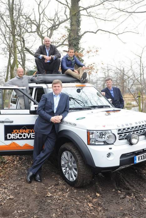 Land Rover отправит Discovery в путешествие из Великобритании в Пекин (16 фото)