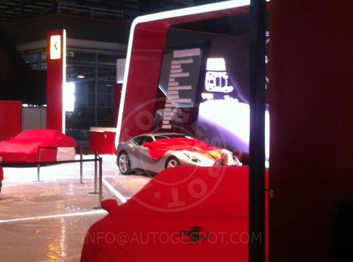 На Женевском мотор-шоу засветилась новейшая Ferrari (3 фото)