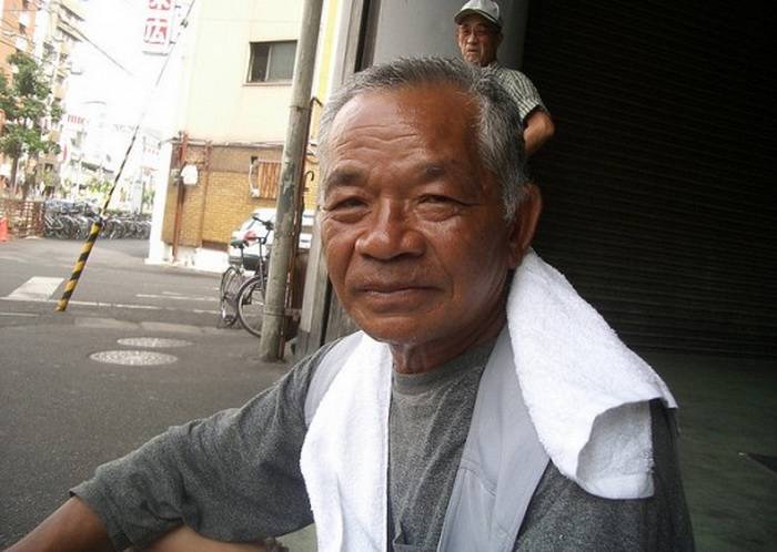 В 100 лет жизнь только начинается: секрет долголетия жителей японского острова Окинава (6 фото)