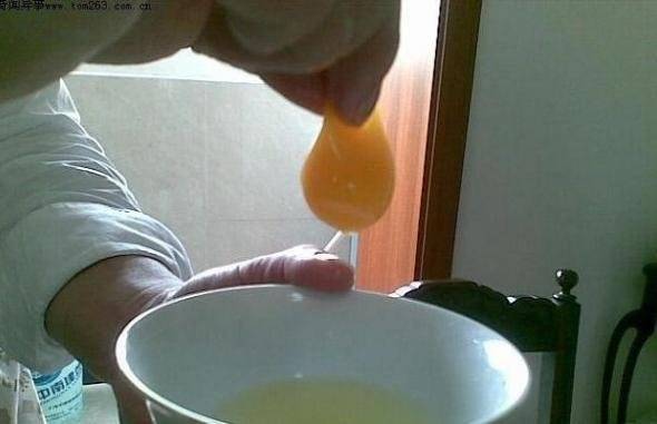 Фальшивые яйца в Китае (8 фото)