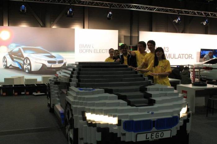 BMW i8 hybrid из конструктора LEGO (7 фото)