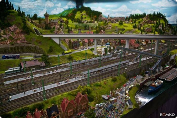 Miniatur Wunderland — игрушечная железная дорога за 16 млн. долларов (68 фото)