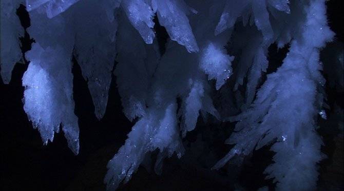 Загадочная красота пещеры Лечугия (25 фото)