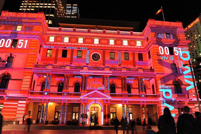 Фестиваль света и музыки в Сиднее (34 фото)