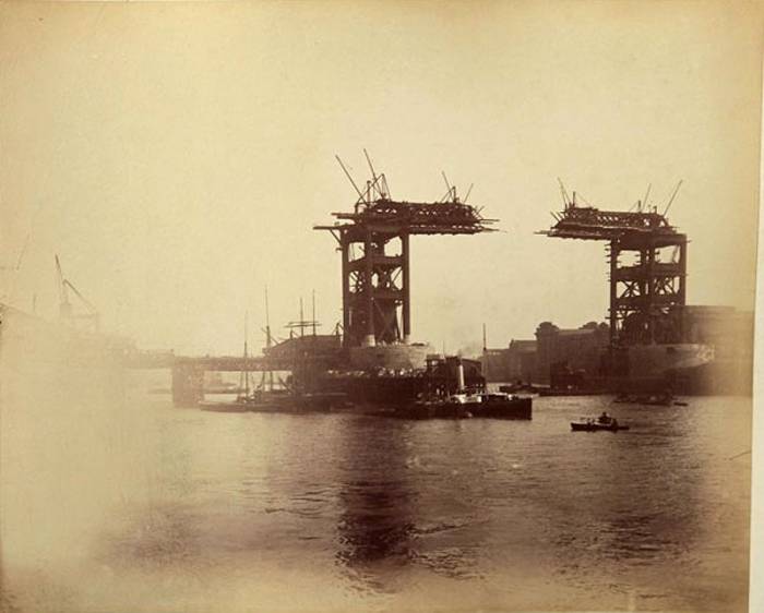 Как строили Тауэрский мост (16 фото)
