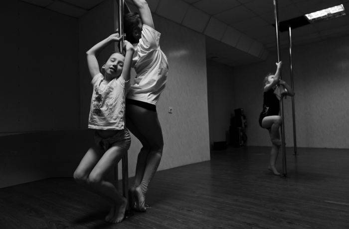 Детская секция по Pole dance (17 фото)