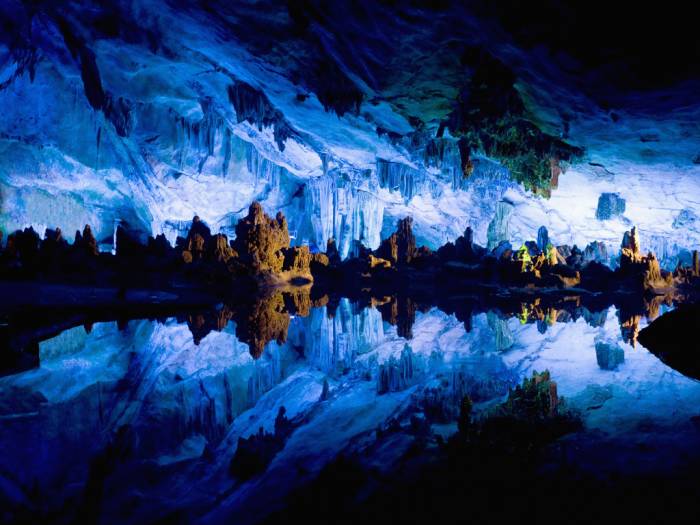 Самые восхитительные пещеры мира (20 фото)