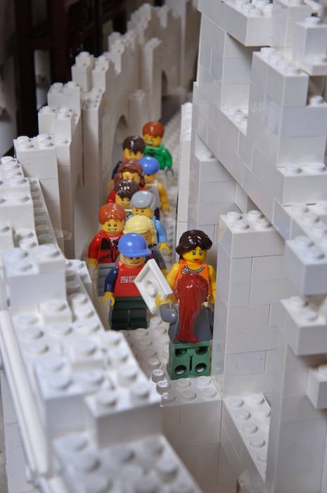 Первый в мире Колизей из LEGO (13 фото)