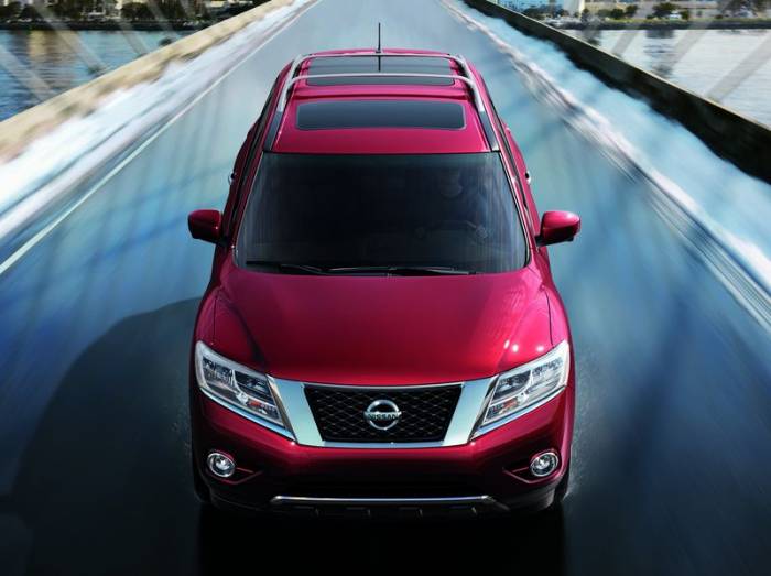 Компания Nissan показала новый Pathfinder (20 фото)