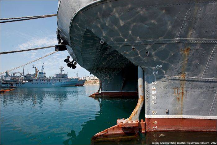 Самый старый корабль ВМФ России (42 фото)