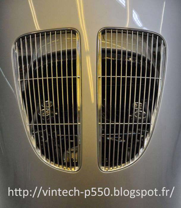 Карбоновый спорткар P550 Tribute от компании Vintech (10 фото)