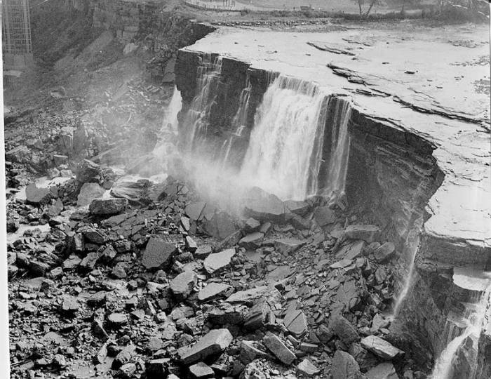 Ниагарский водопад остановился на 4,5 месяца (8 фото)