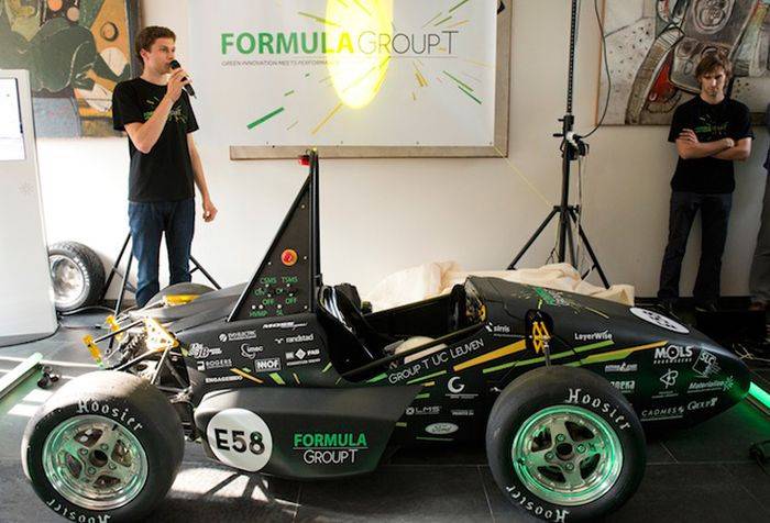 Первый гоночный автомобиль, распечатанный на 3D-принтере (20 фото)