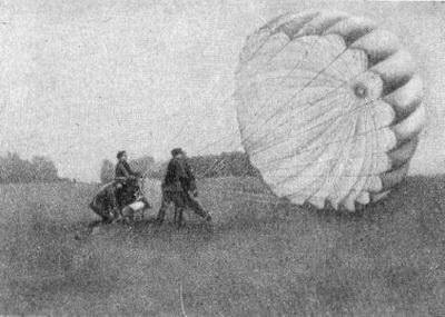 Русский изобретатель парашюта (8 фото)