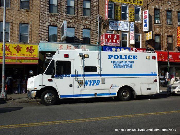 Автомобили полиции Нью-Йорка (36 фото)