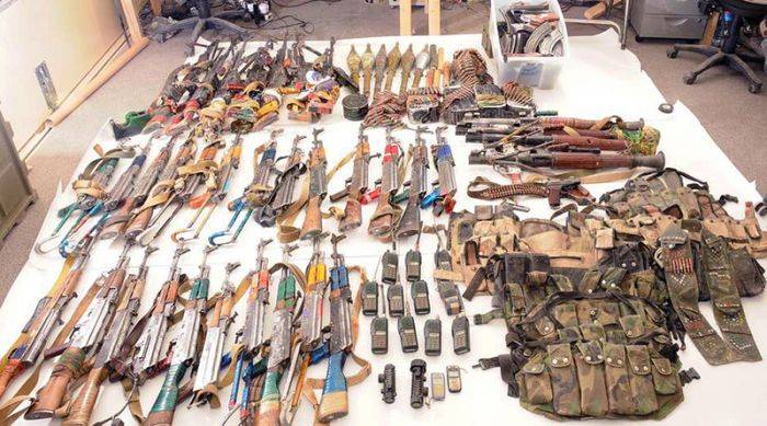 Оружие, конфискованное у талибских повстанцев (28 фото)