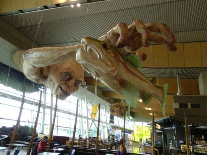 13-метровая статуя Голлума из "Властелина Колец" (7 фото)