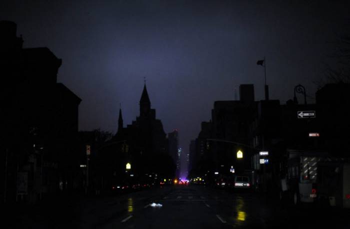 Ураган "Сэнди" , Нью-Йорк. Новые ночные фото (11 фото)