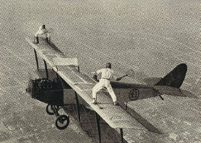 Ретро фотографии каскадеров 1920-х годов (20 фото)