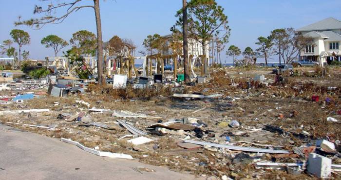5 самых разрушительных ураганов в США за последние 10 лет (9 фото)