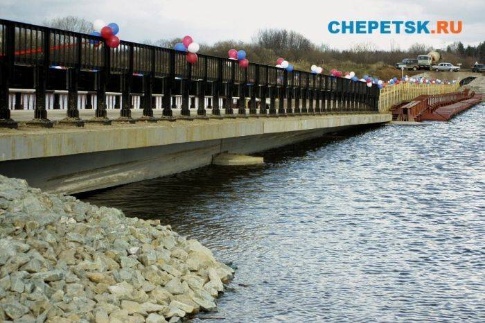 Новый мост за 30 млн. рублей в Кировской области (18 фото)