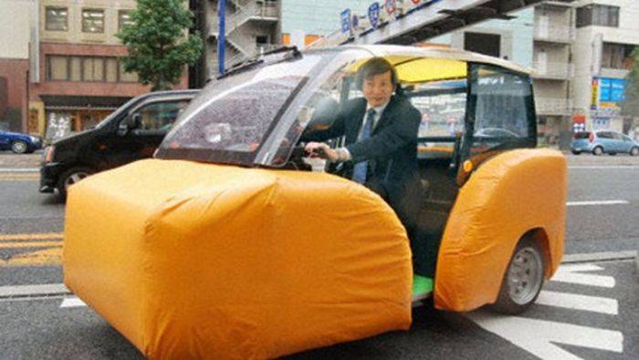Самый безопасный японский автомобиль (3 фото)