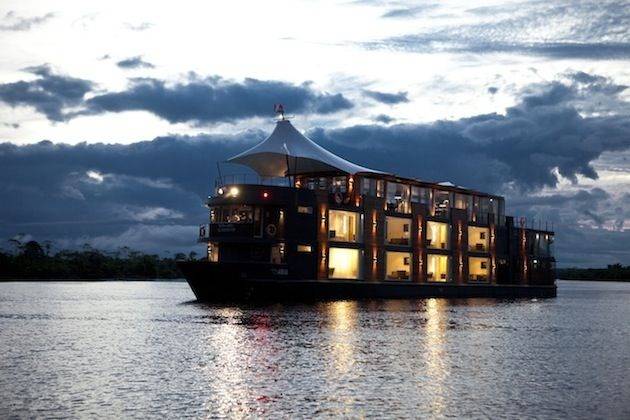 Отель на воде Амазонки (8 фото)