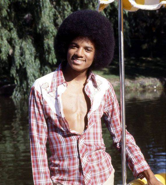 Как менялось лицо Майкла Джексона с годами (16 фото)