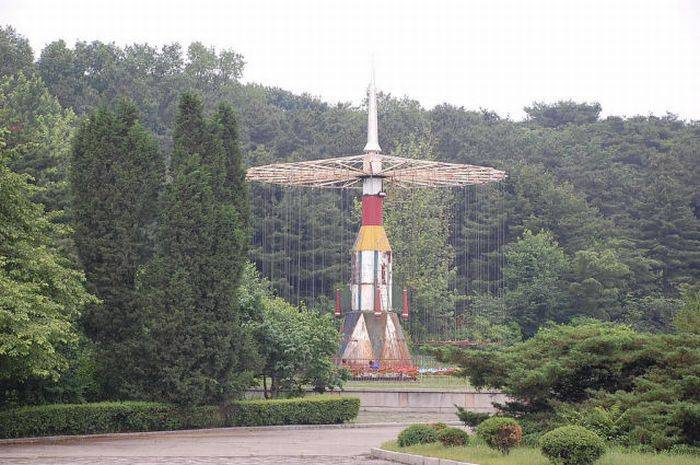 Парк развлечений в Северной Корее (28 фото)