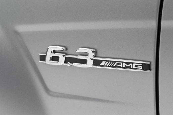  Mercedes-Benz   C63 AMG Edition 507 (21 )