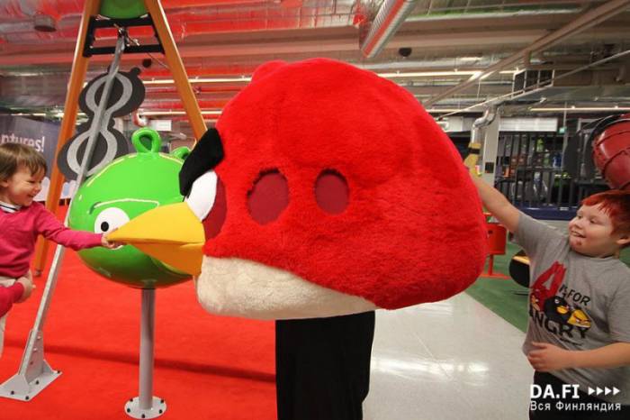 Angry Birds     (44 )
