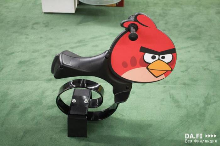 Angry Birds     (44 )