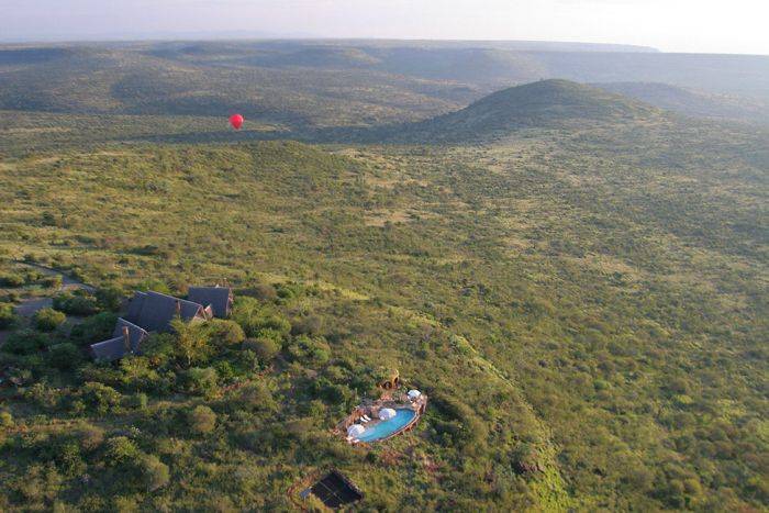 Уникальный отель в национальном парке в Кении (21 фото)